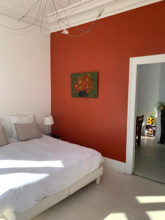 Le Saint-Remy Apartment Еперне Екстериор снимка