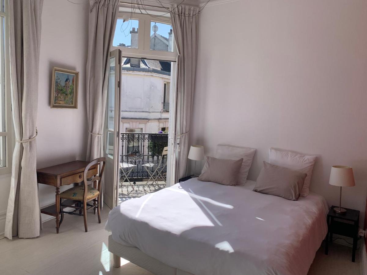 Le Saint-Remy Apartment Еперне Екстериор снимка