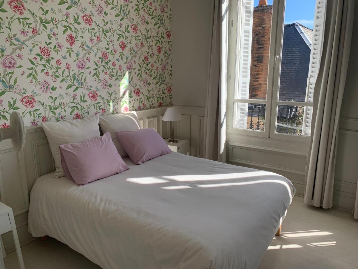 Le Saint-Remy Apartment Еперне Екстериор снимка