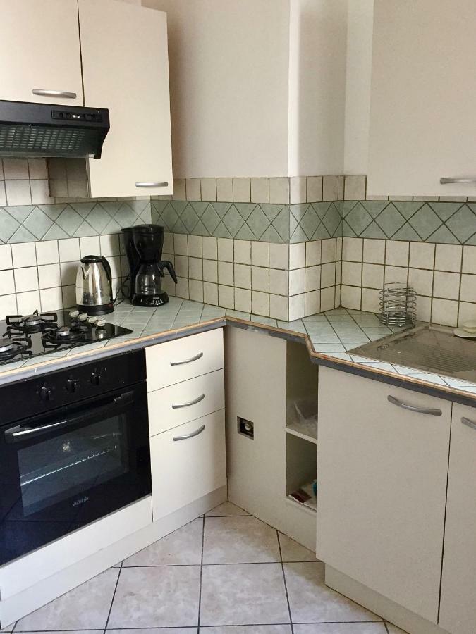 Le Saint-Remy Apartment Еперне Екстериор снимка